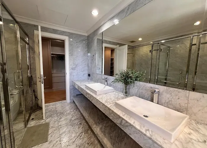 Luxury Private Swimming Pool House For 10pax