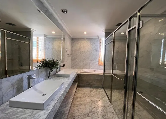 Luxury Private Swimming Pool House For 10pax *
